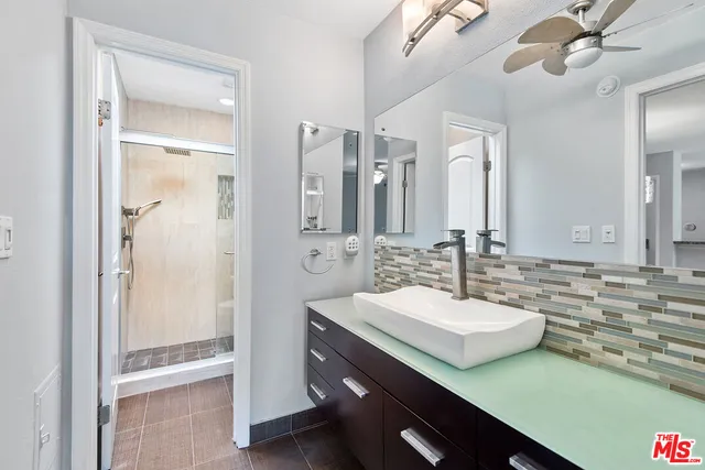 $2,600 | 8740 Tuscany Avenue, Unit 305, Playa del Rey, CA 90293