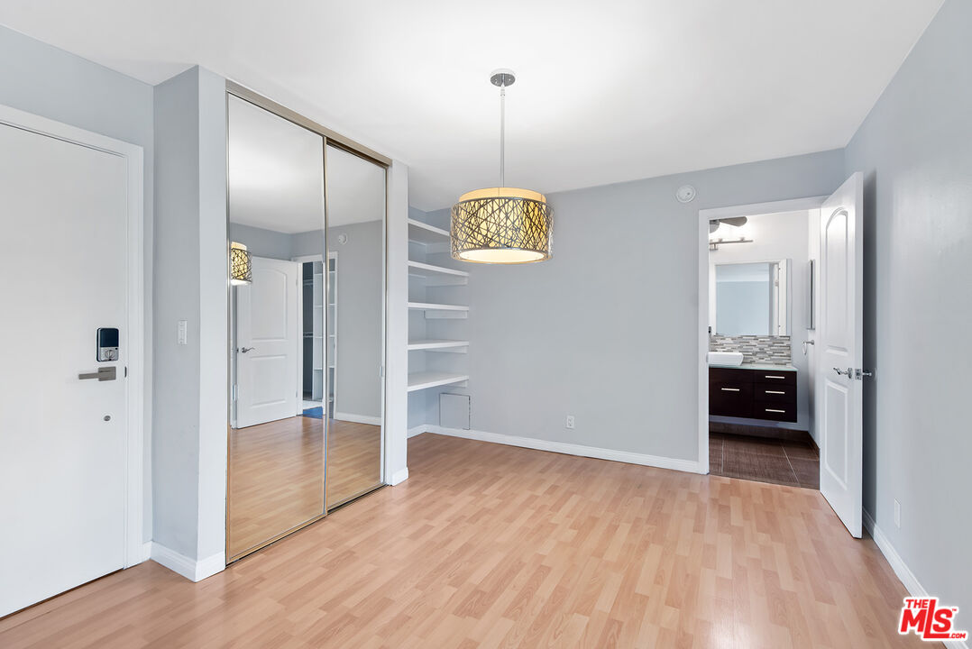 8740 Tuscany Avenue, Unit 305 Playa del Rey, CA 90293 - Photo 9 of 19