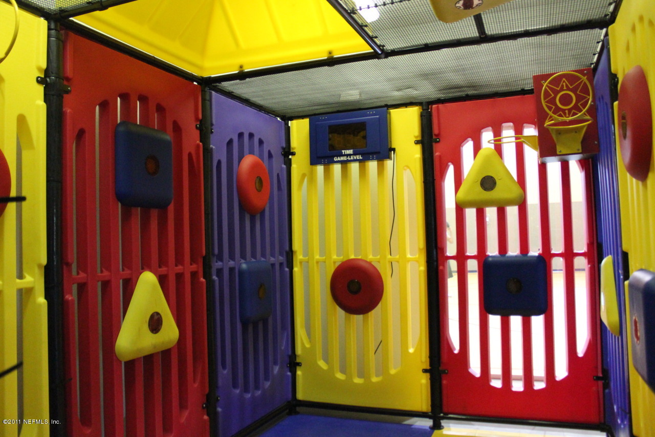 8550 Touchton Road, Unit 226 Jacksonville, FL 32216 - Photo 13 of 25 Play room