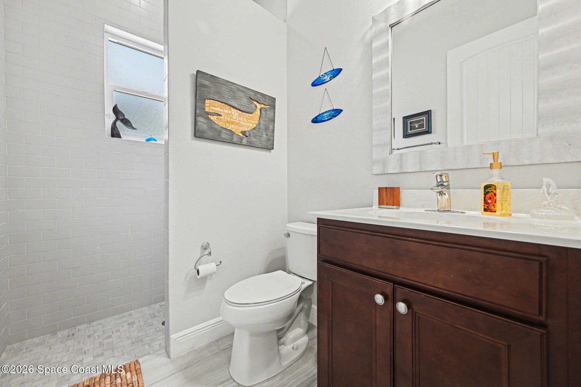 1360 Mahaney Place Melbourne, FL 32940 - Photo 20 of 45 Guest Bath