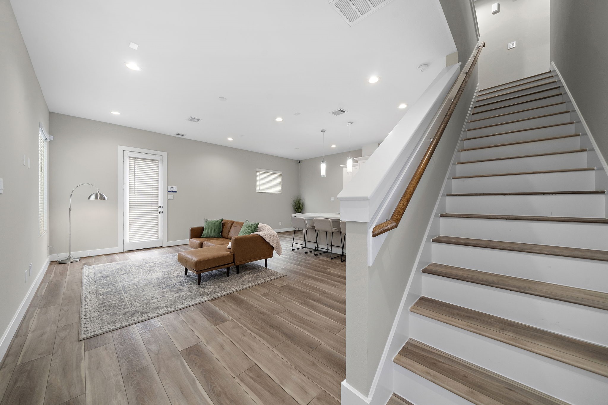 8402 Curry Road Houston, TX 77093 - Photo 29 of 32