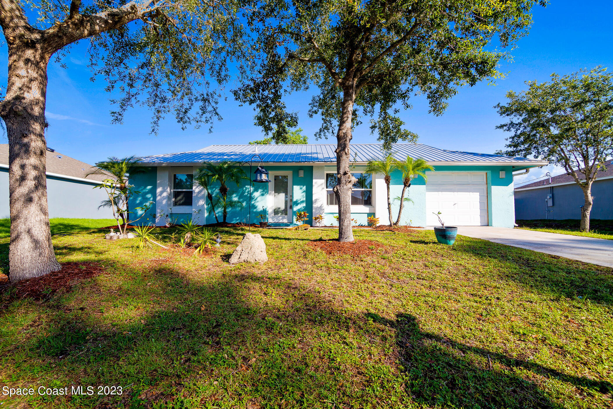 655 Airoso Road Southeast Palm Bay, FL 32909 - Photo 1 of 17 655 Airoso Rd MLS
