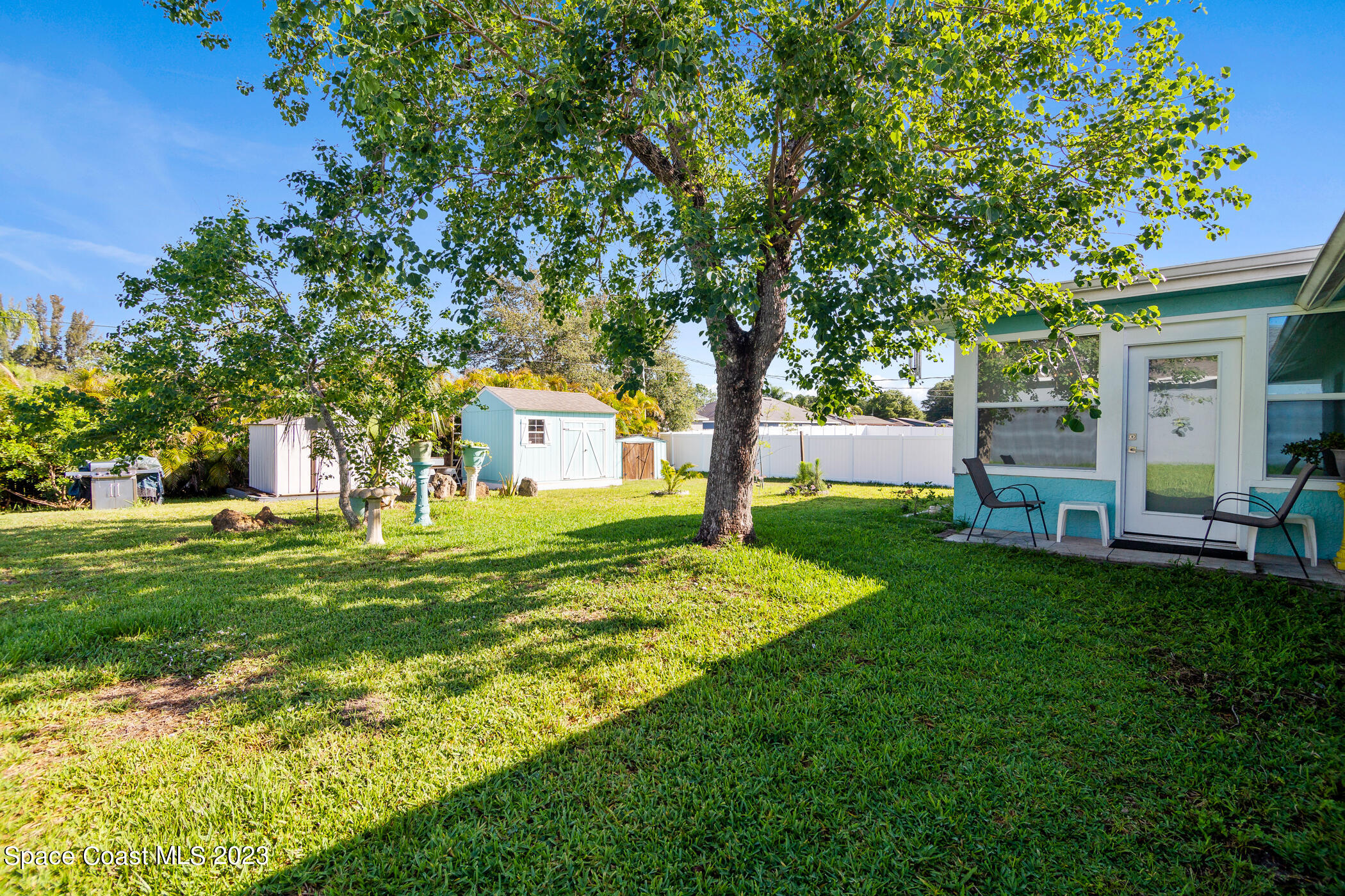 655 Airoso Road Southeast Palm Bay, FL 32909 - Photo 15 of 17 655 Airoso Rd MLS-15