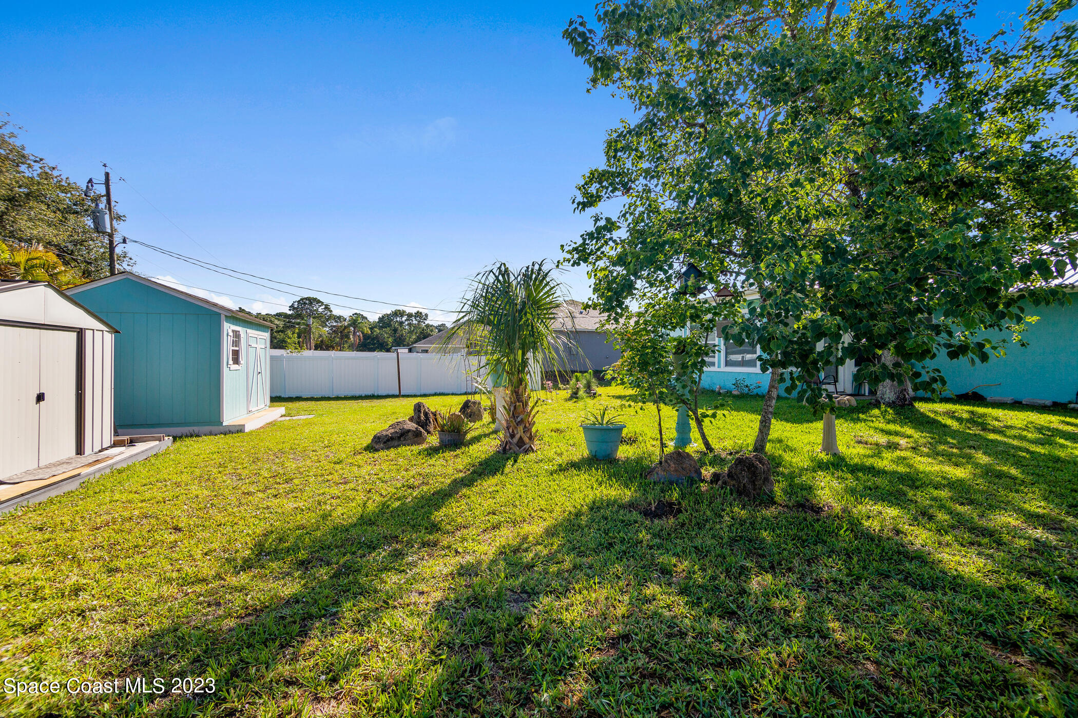 655 Airoso Road Southeast Palm Bay, FL 32909 - Photo 16 of 17 655 Airoso Rd MLS-16