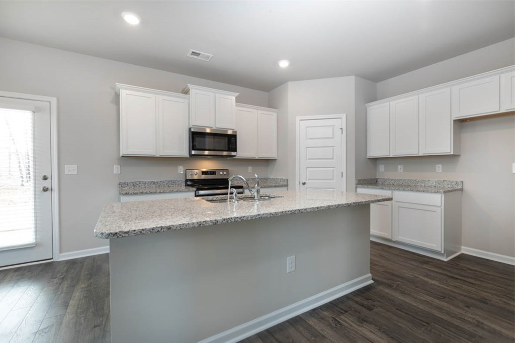 997 Raghorn Road Grovetown, GA 30813 - Photo 8 of 32 Gallery Image 8