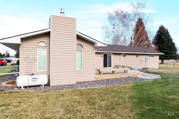 $575,000 | 223 Hillcrest Road, Burley, ID 83318