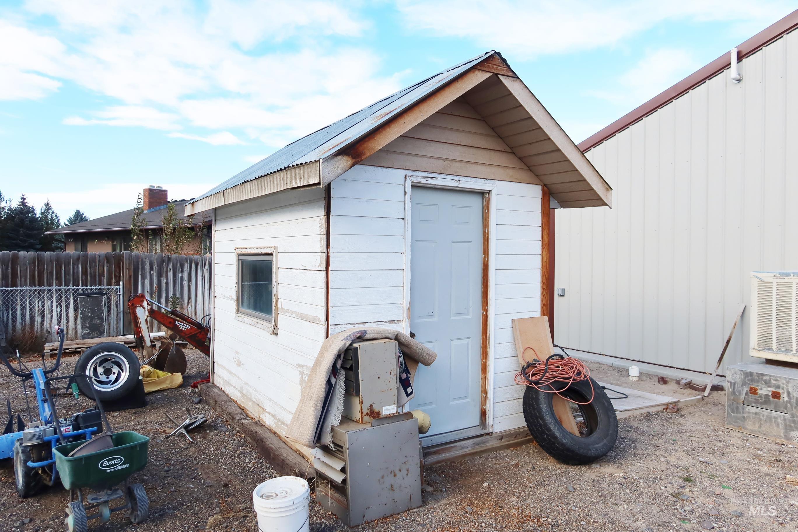 223 Hillcrest Road Burley, ID 83318 - Photo 27 of 27 View of shed