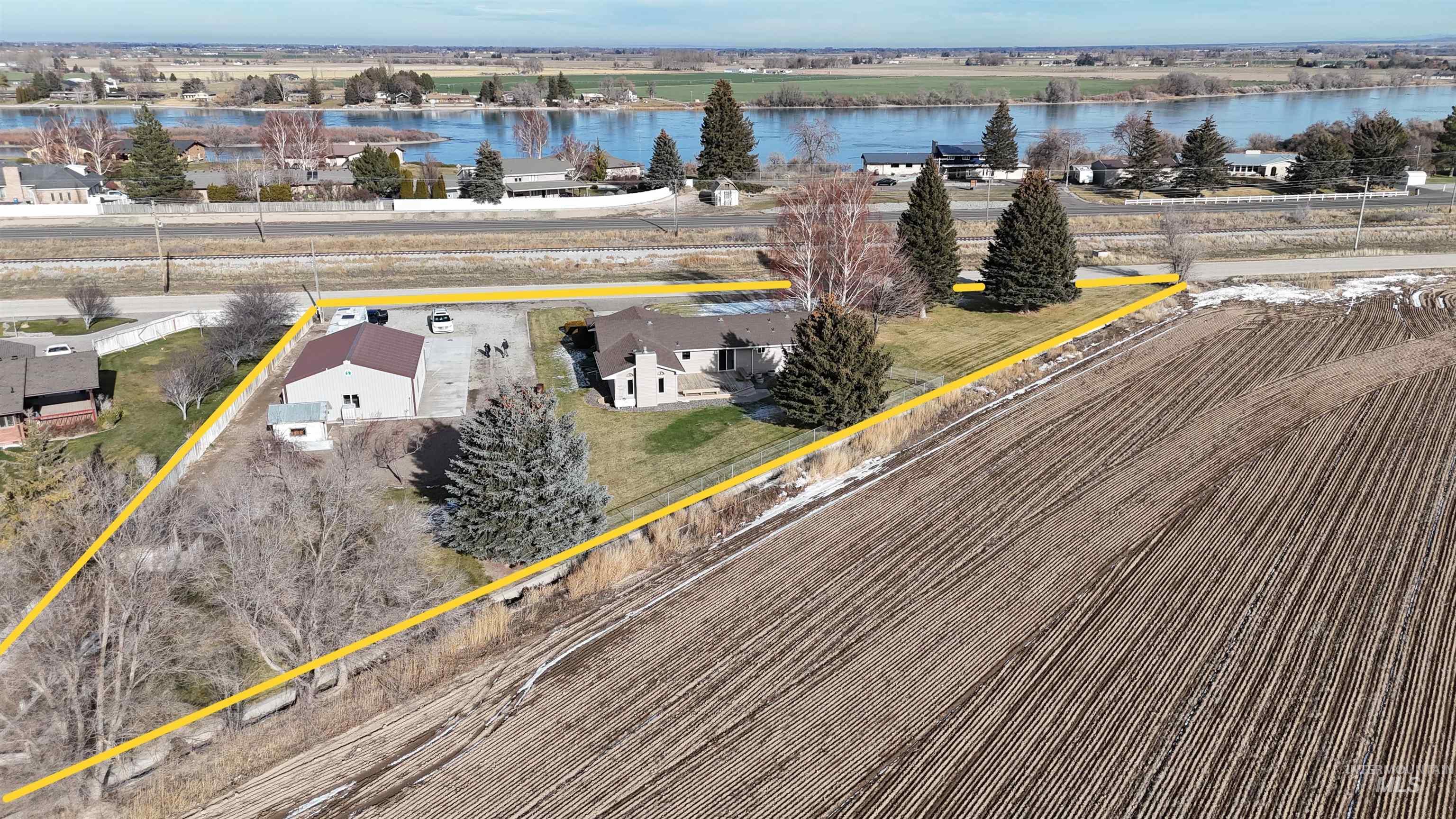 223 Hillcrest Road Burley, ID 83318 - Photo 6 of 27 View of property location featuring property boundaries highlighted and a nearby body of water