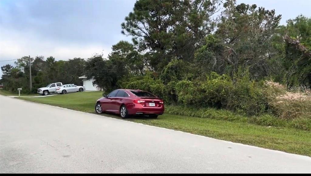 1932 Alan Street Sebring, FL 33875 - Photo 3 of 7