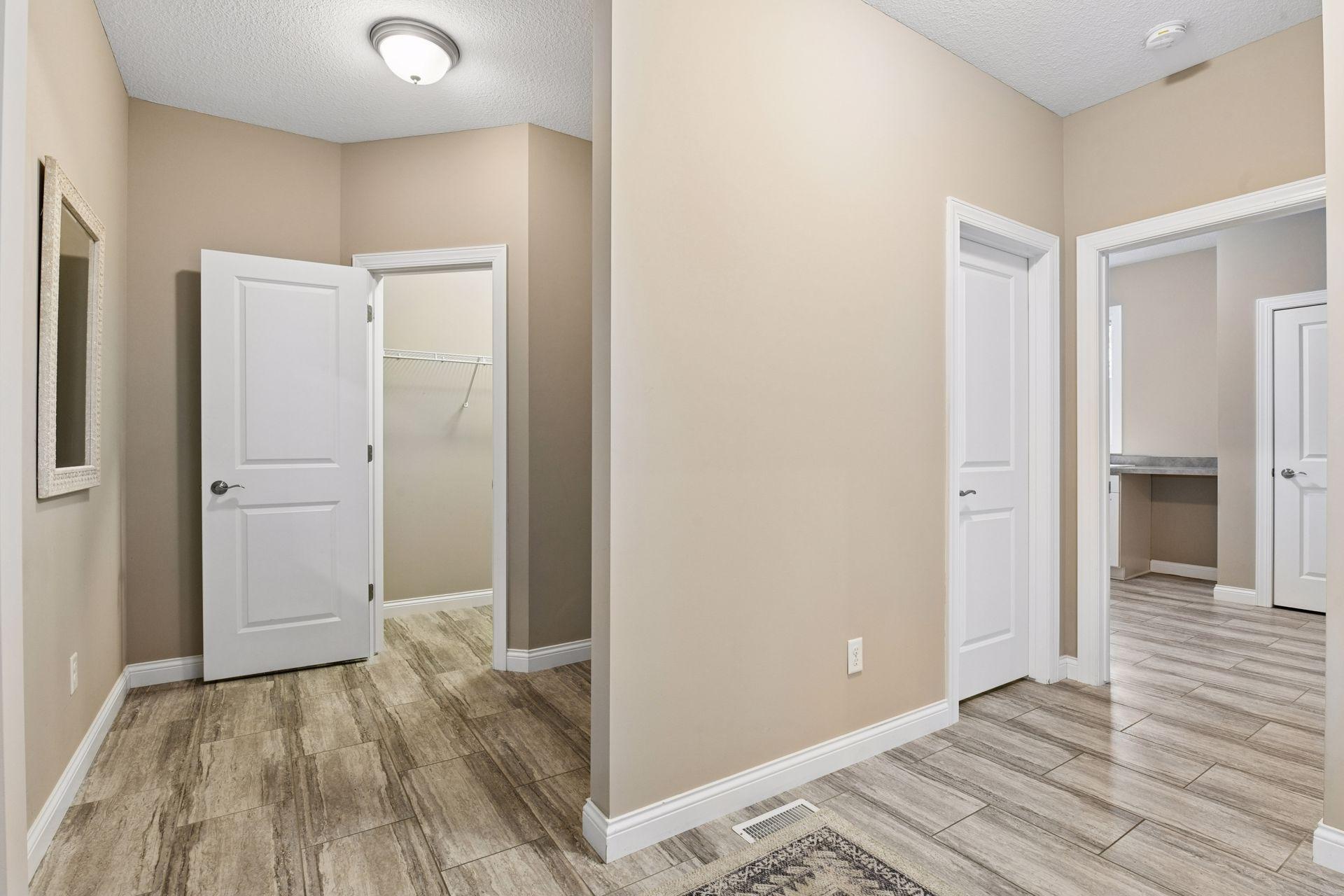 16571 Reeder Ridge Eden Prairie, MN 55347 - Photo 16 of 53 Gallery Image 16