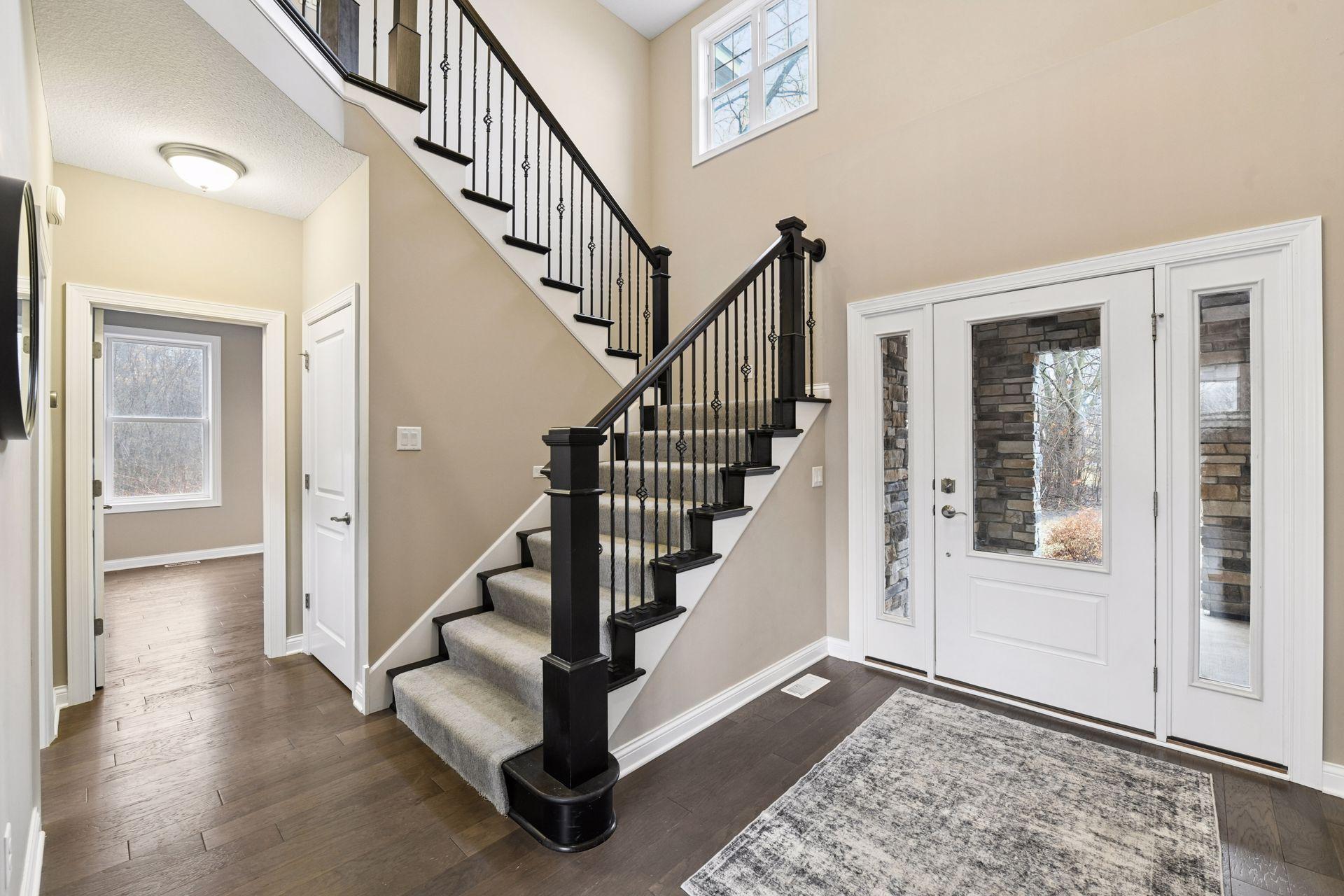 16571 Reeder Ridge Eden Prairie, MN 55347 - Photo 2 of 53 Gallery Image 2