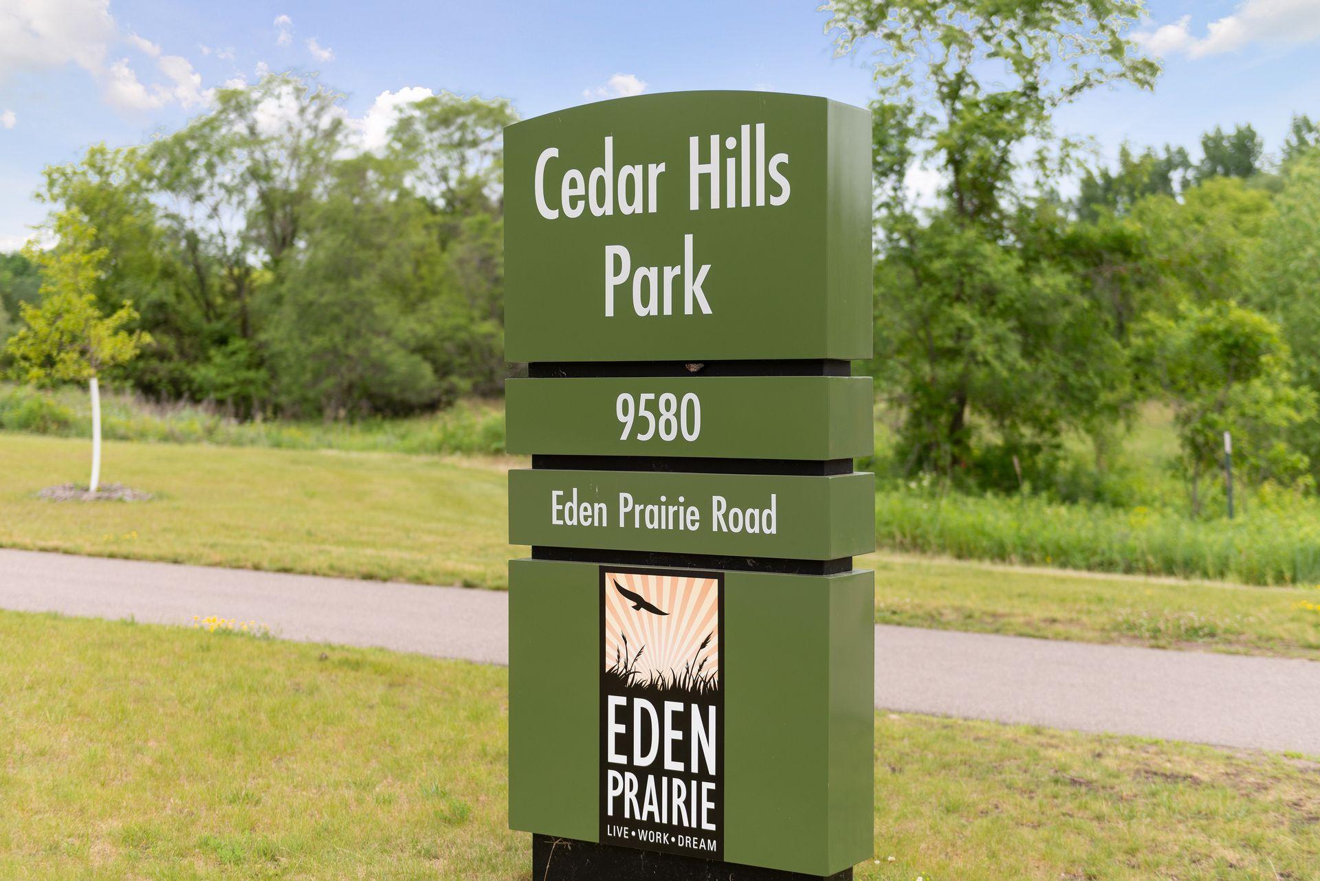 16571 Reeder Ridge Eden Prairie, MN 55347 - Photo 46 of 53 Gallery Image 46