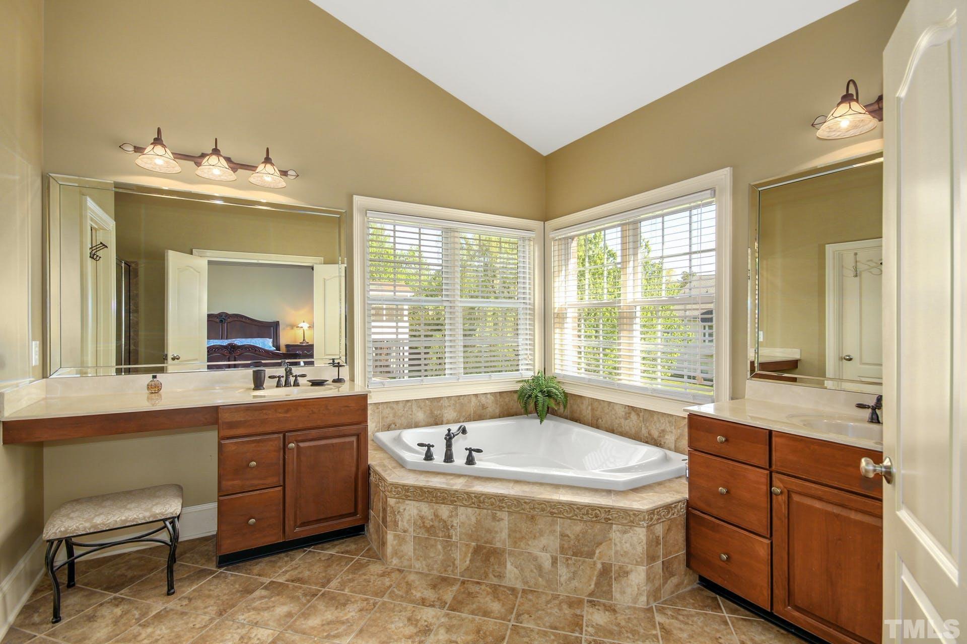 9438 Collingdale Way Raleigh, NC 27617 - Photo 19 of 47 Gallery Image 19