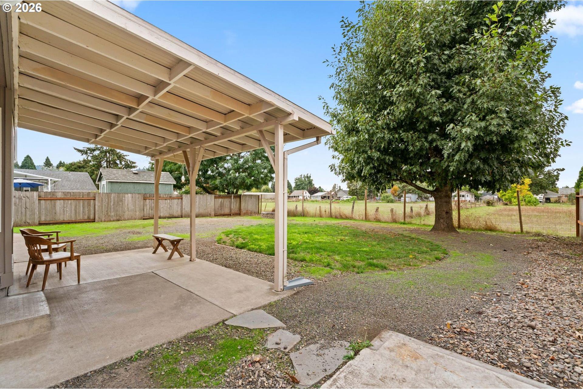 992 South 44th Street Springfield, OR 97478 - Photo 35 of 43 Gallery Image 35