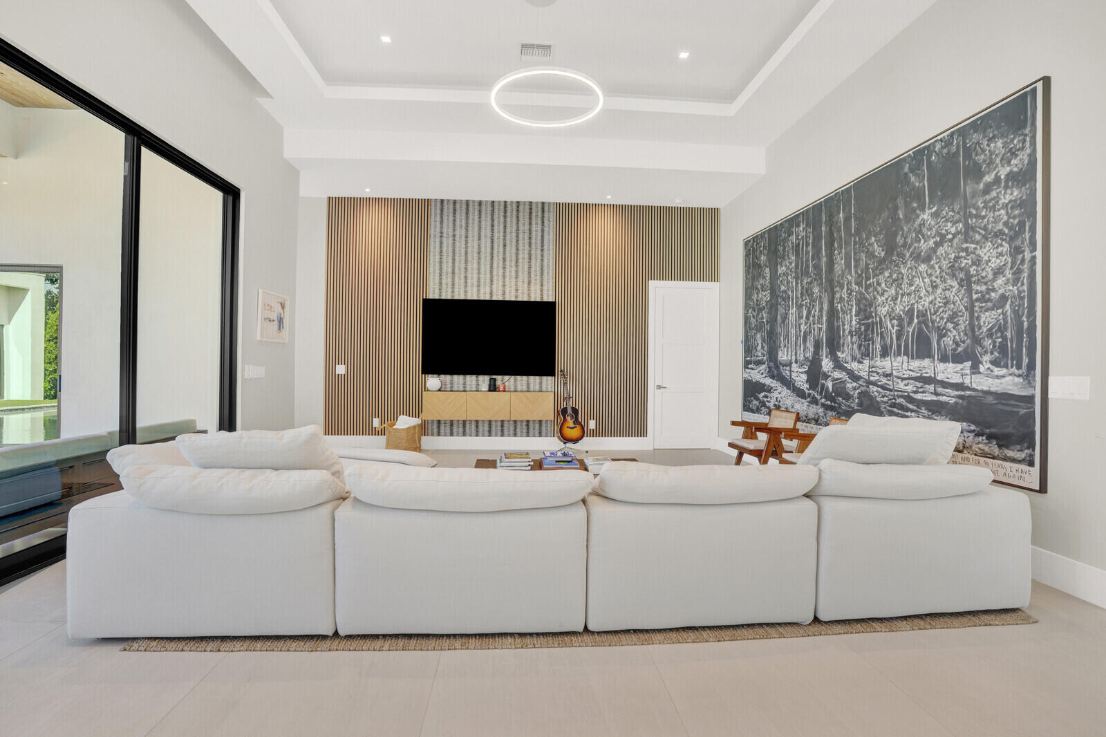 828 Northwest 2nd Avenue Boca Raton, FL 33432 - Photo 16 of 64 Living Area