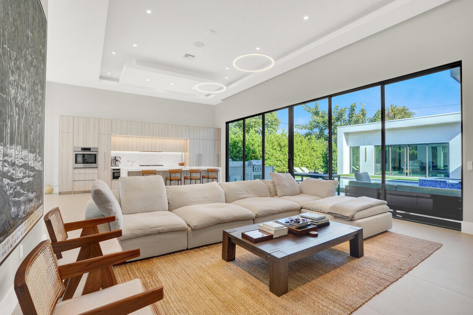 828 Northwest 2nd Avenue Boca Raton, FL 33432 - Photo 19 of 64 Living Area