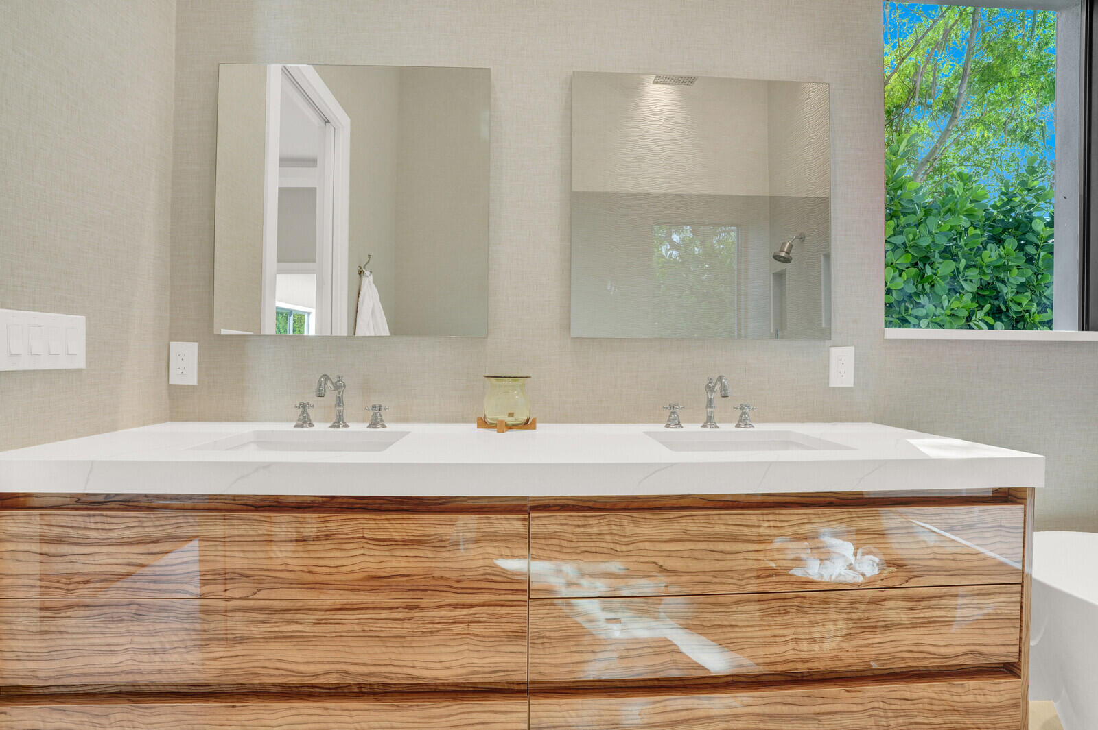 828 Northwest 2nd Avenue Boca Raton, FL 33432 - Photo 26 of 64 Primary Bathroom