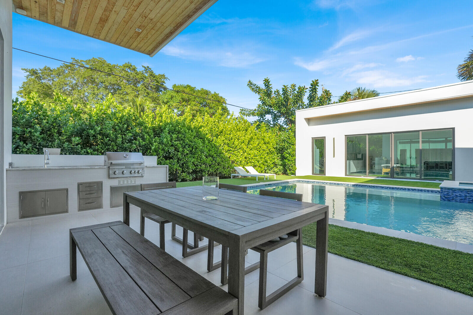 828 Northwest 2nd Avenue Boca Raton, FL 33432 - Photo 42 of 64 Resort-Style Entertaining Area