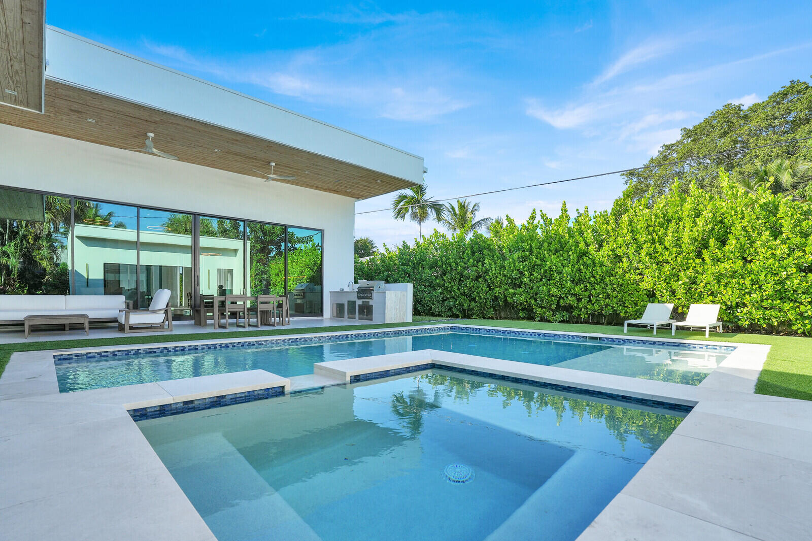 828 Northwest 2nd Avenue Boca Raton, FL 33432 - Photo 48 of 64 Outdoor Pool Area