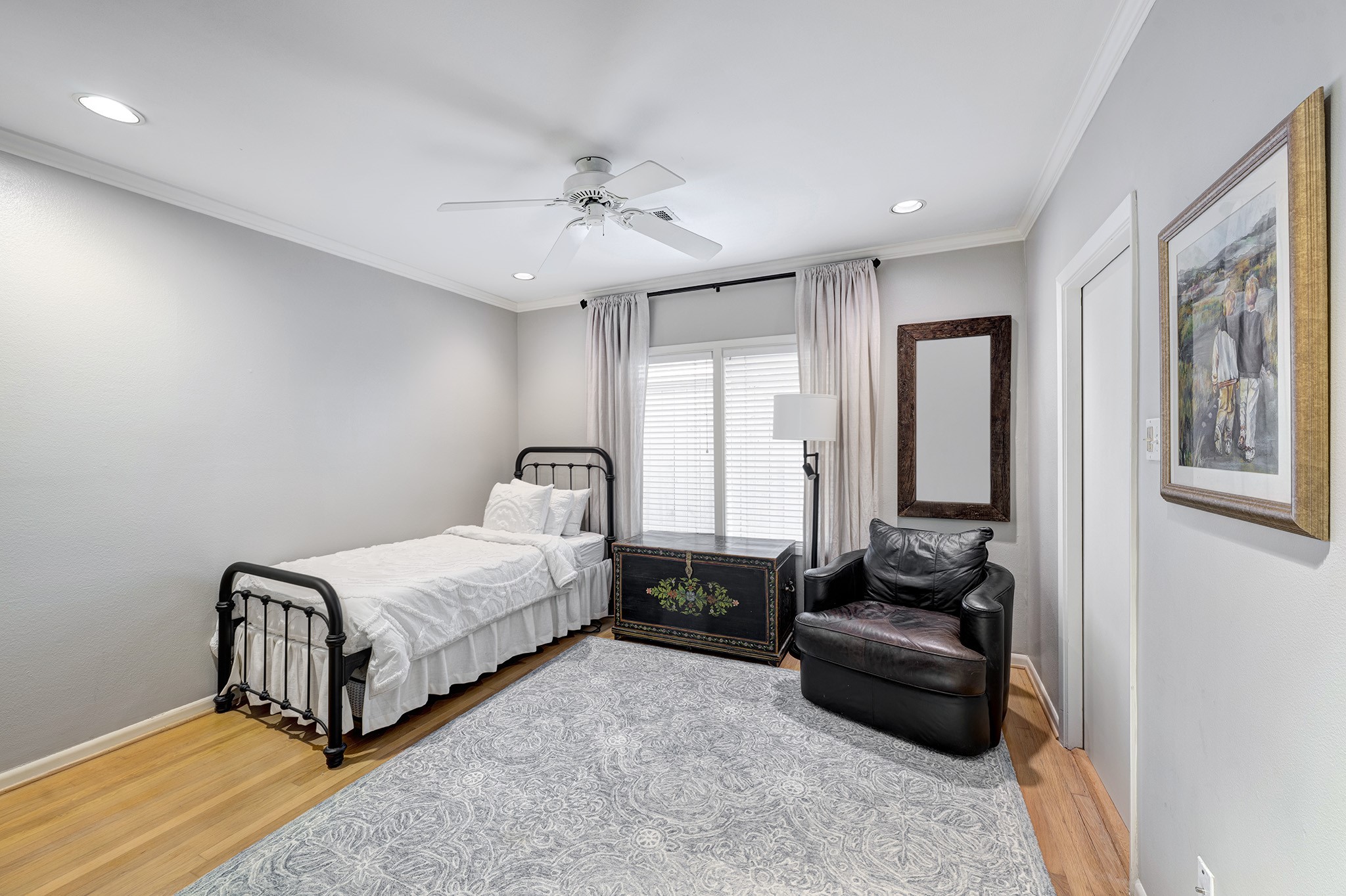 2215 Wroxton Road Houston, TX 77005 - Photo 16 of 30