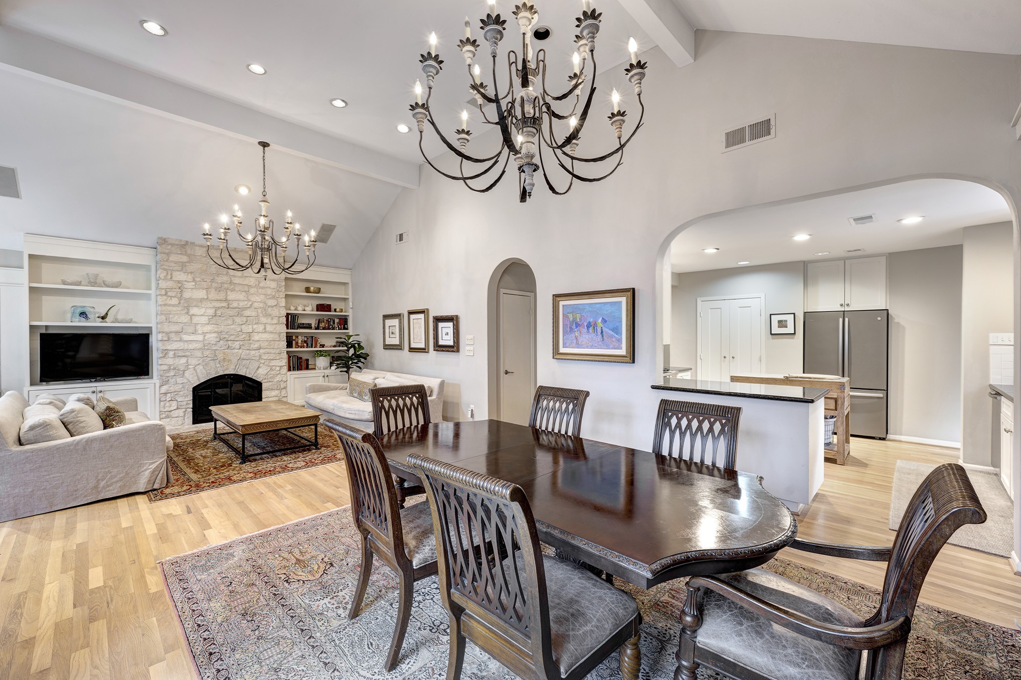 2215 Wroxton Road Houston, TX 77005 - Photo 6 of 30