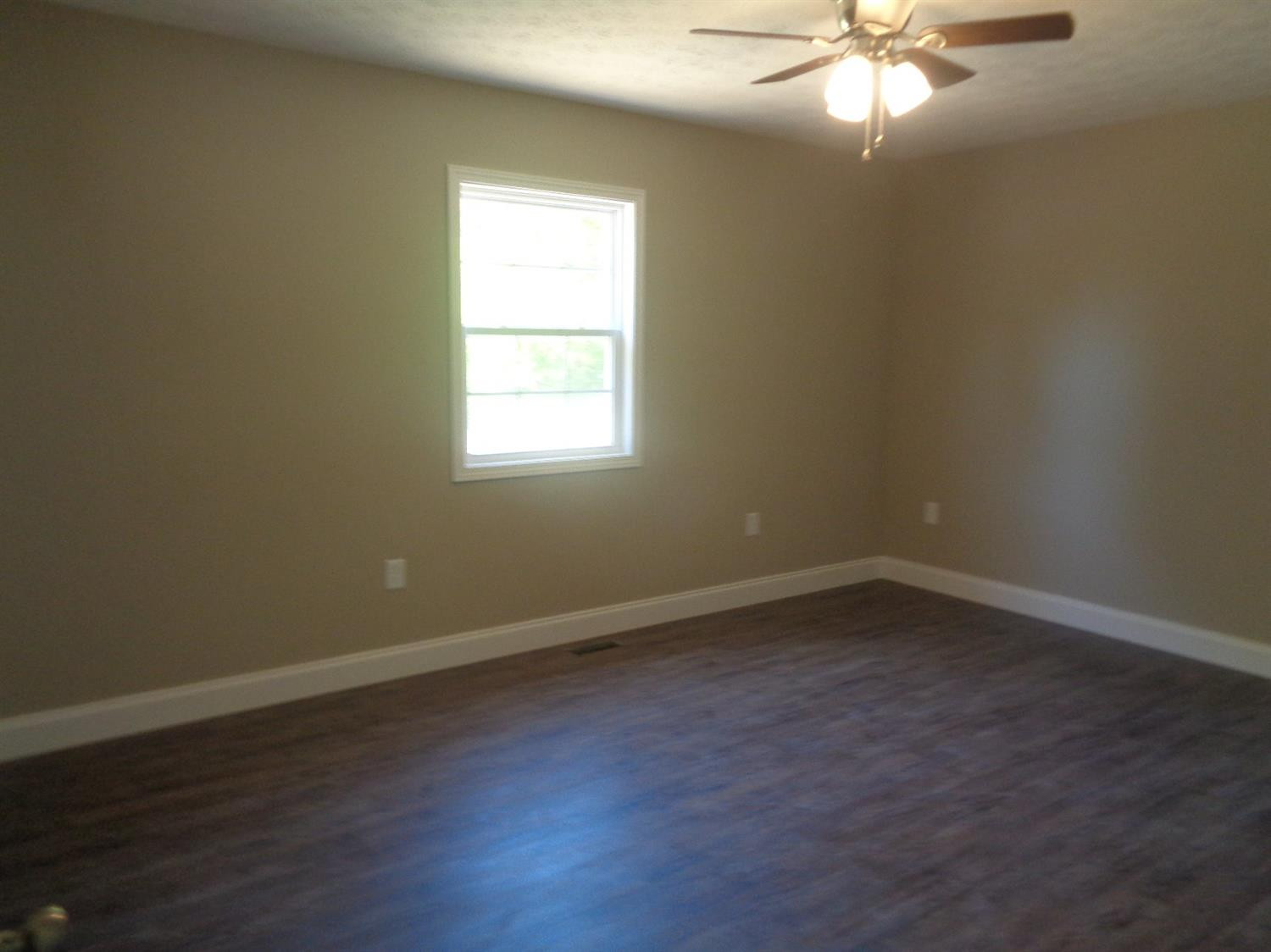 350 Hickory Ridge Drive Corbin, KY 40701 - Photo 11 of 19 Listing Photo