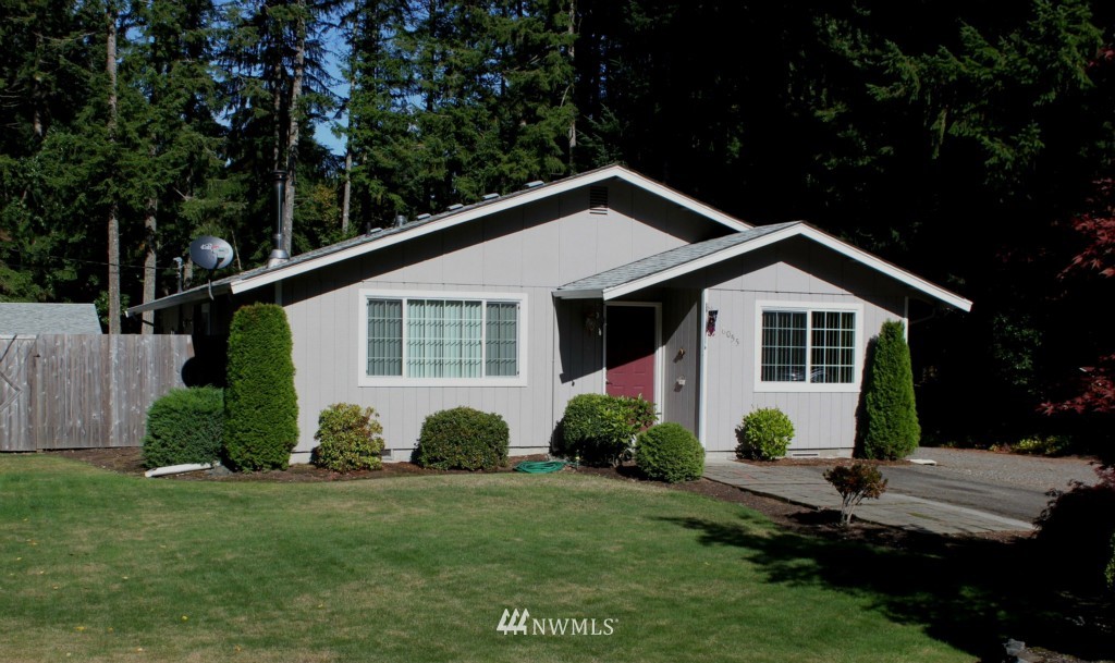 6055 Southeast Alpine Road Olalla, WA 98359 - Photo 1 of 15 Gallery Image 1