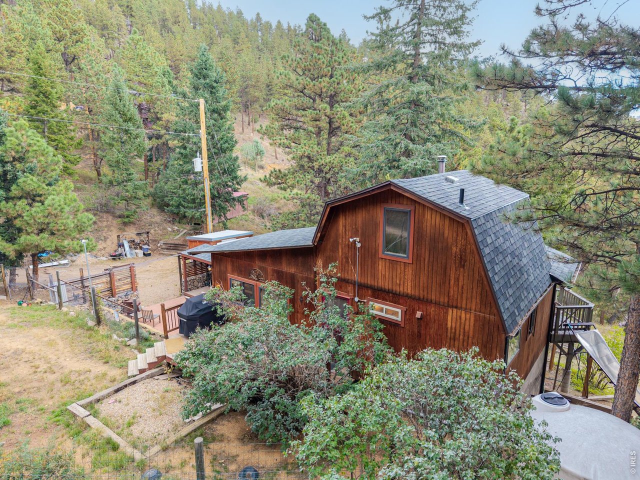 208 Packer Gulch Road Boulder, CO 80302 - Photo 37 of 41 Fenced area for doggos