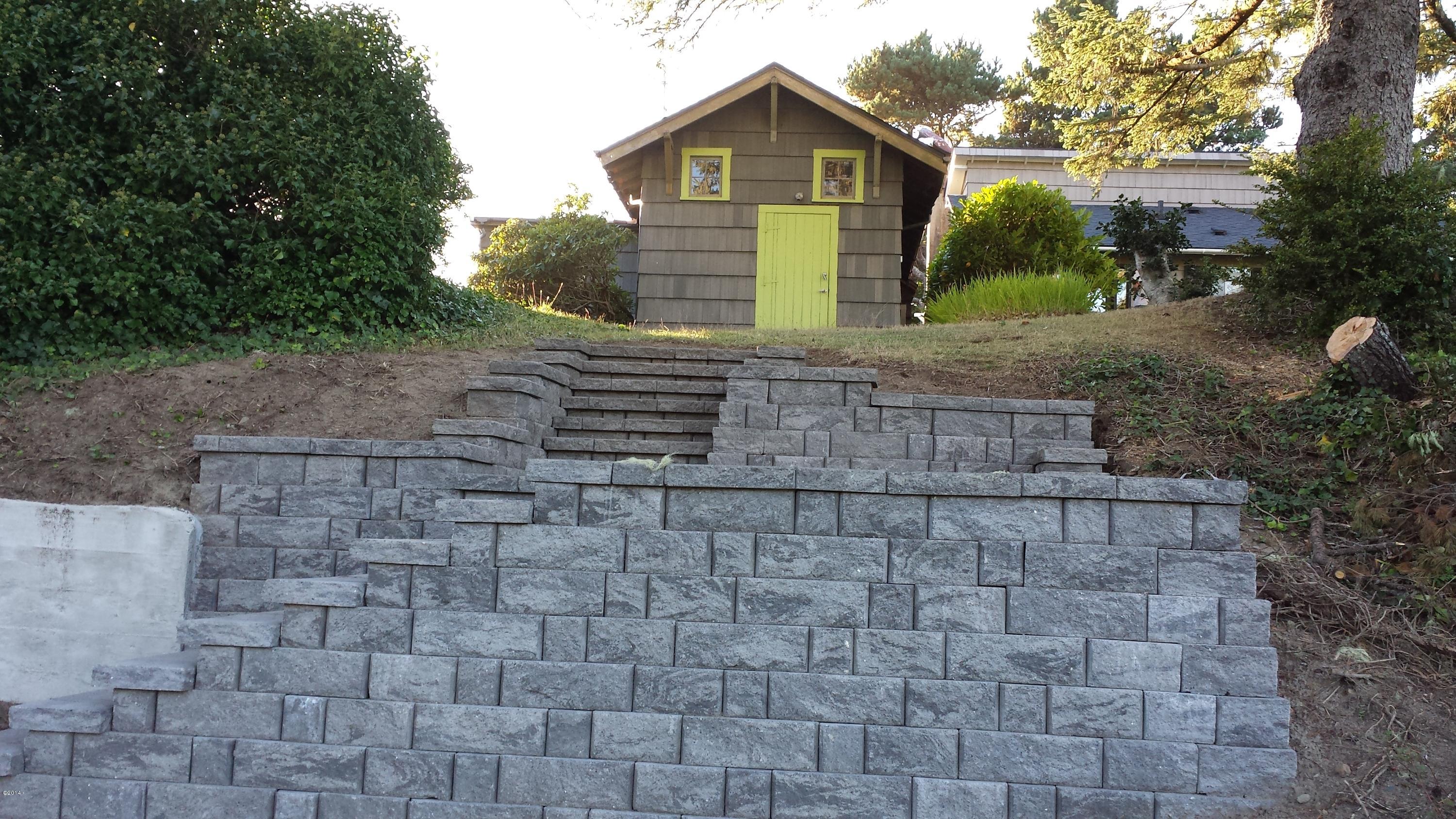 48070 Hawk Street Neskowin, OR 97149 - Photo 3 of 23 20141003_174508