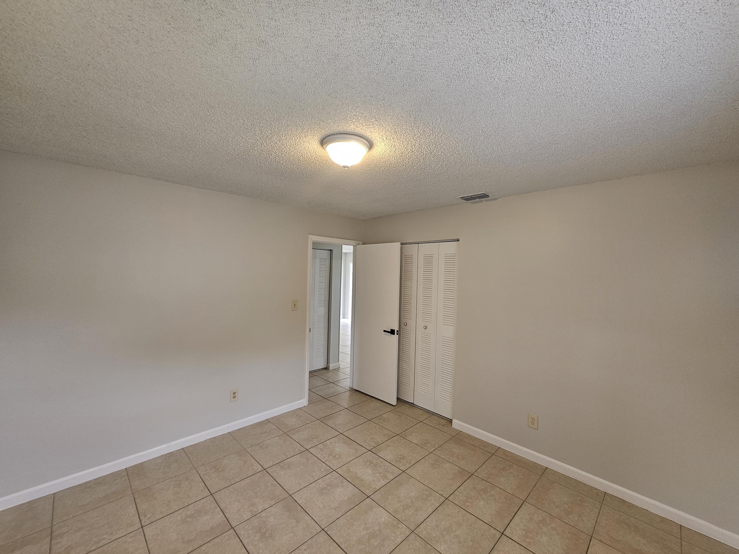 2031 Hugo Road Fort Pierce, FL 34946 - Photo 13 of 20 20260511_114616