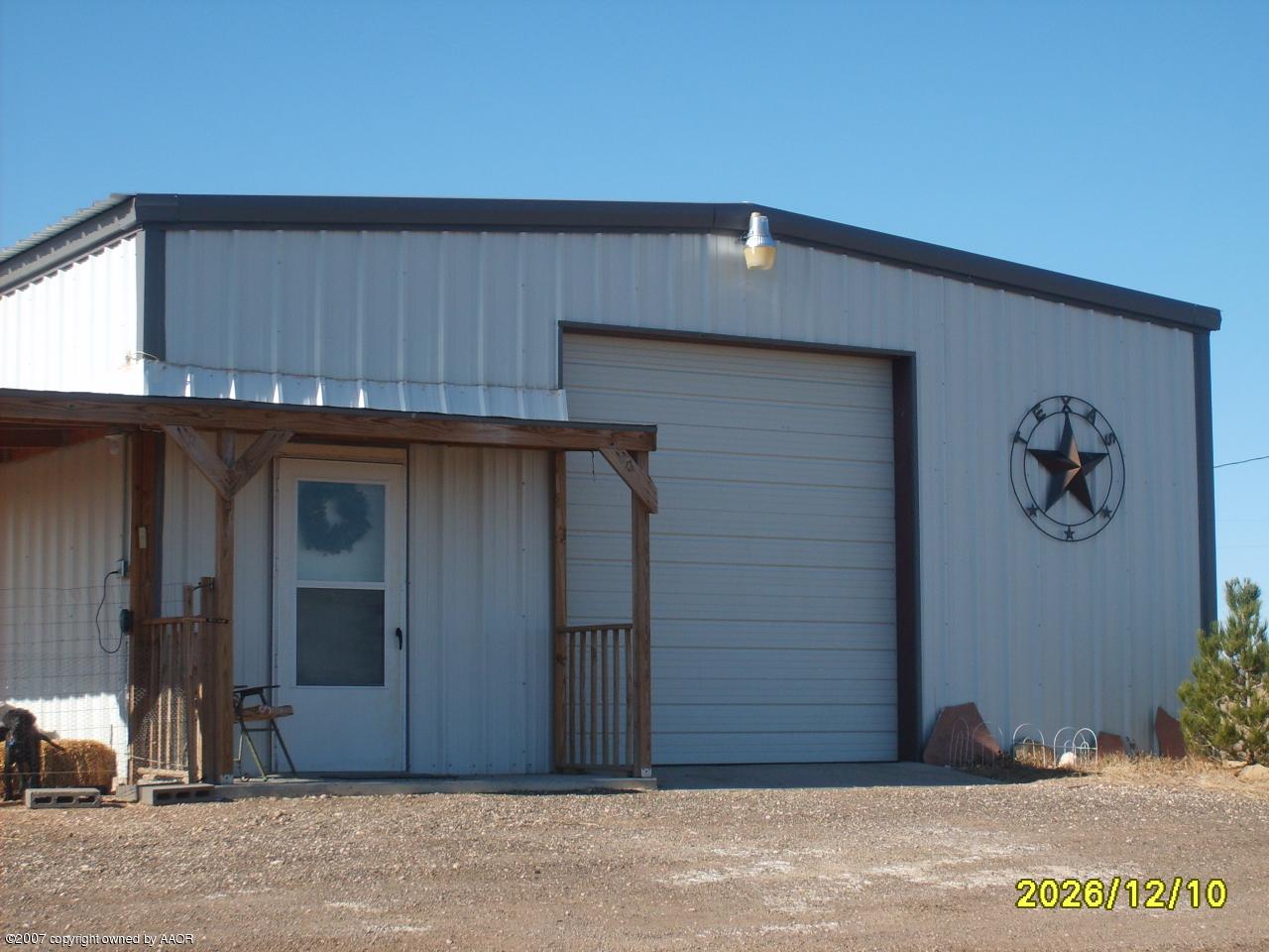 Apartment & workshop