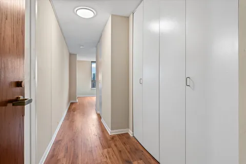 $195,000 | 440 North Wabash Avenue, Unit 2702, Chicago, IL 60611