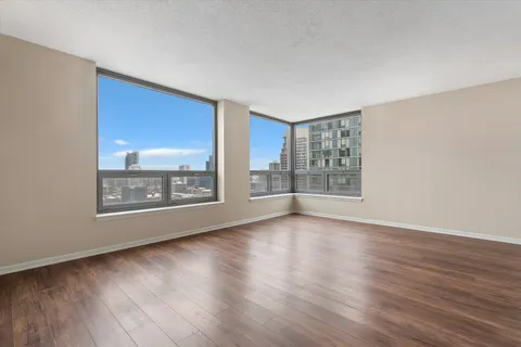 $195,000 | 440 North Wabash Avenue, Unit 2702, Chicago, IL 60611