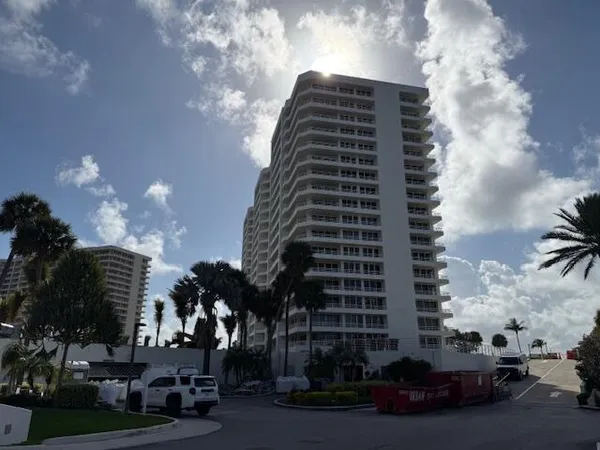 $10,000 | 4201 North Ocean Boulevard, Unit 203, Boca Raton, FL 33431