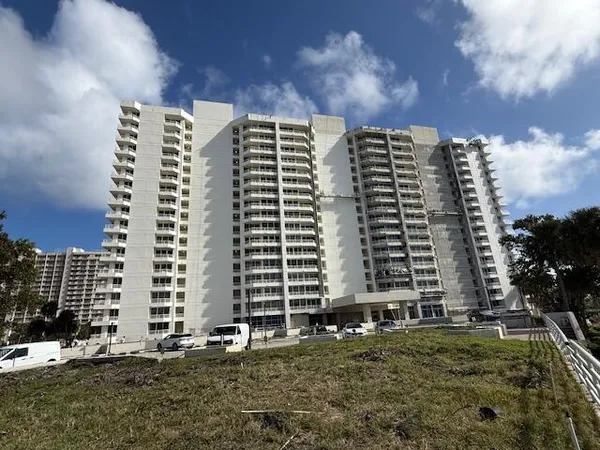 $10,000 | 4201 North Ocean Boulevard, Unit 203, Boca Raton, FL 33431