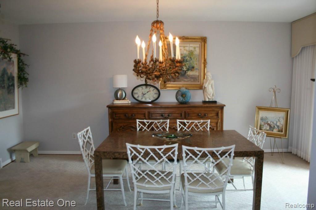 2545 Worcester Road West Bloomfield, MI 48323 - Photo 20 of 37 IMG_1066.jpg