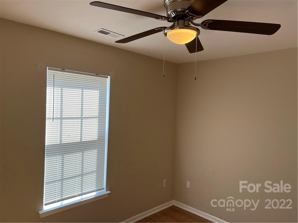 708 South Hoskins Road Charlotte, NC 28208 - Photo 11 of 16 a view of an empty room