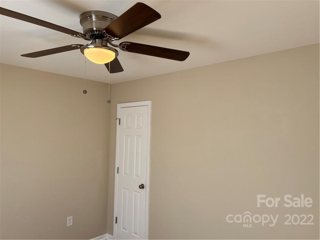 708 South Hoskins Road Charlotte, NC 28208 - Photo 13 of 16 a view of a fan