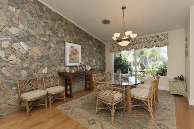 19 Eleuthera Drive Ocean Ridge, FL 33435 - Photo 5 of 40 19_ELEUTHERA_DR_MLS_HID1162837_ROOM4