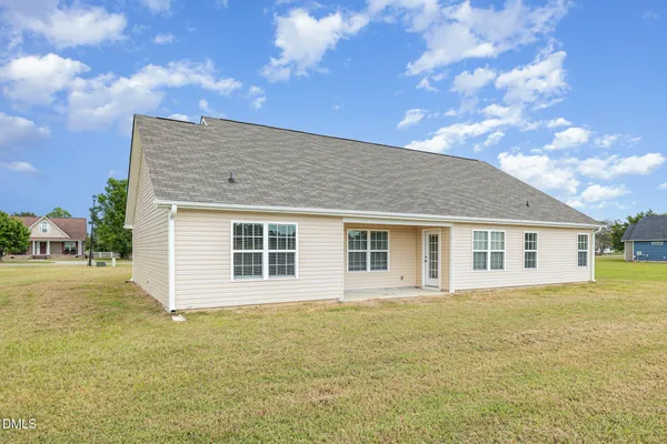 $300,000 | 87 Cedar Lake Lane, Clinton, NC 28328