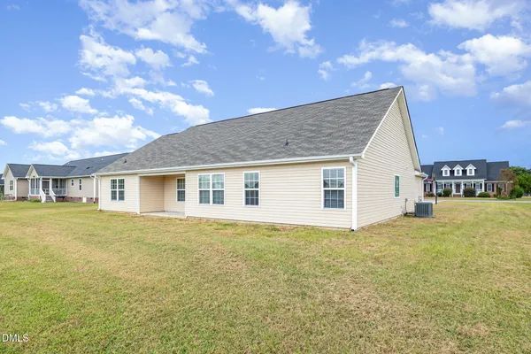 $300,000 | 87 Cedar Lake Lane, Clinton, NC 28328