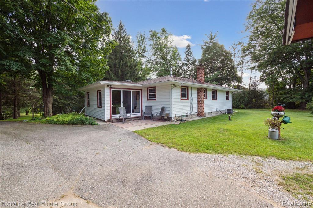 1591 East Wardlow Road Highland, MI 48356 - Photo 6 of 52 Gallery Image 6
