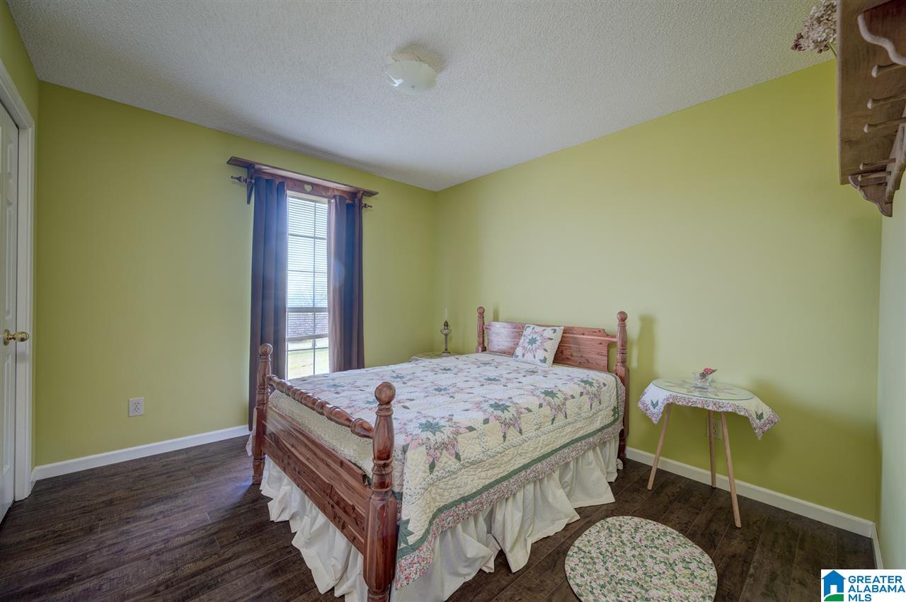 939 Cox Cove Road Hayden, AL 35079 - Photo 14 of 34 Gallery Image 14