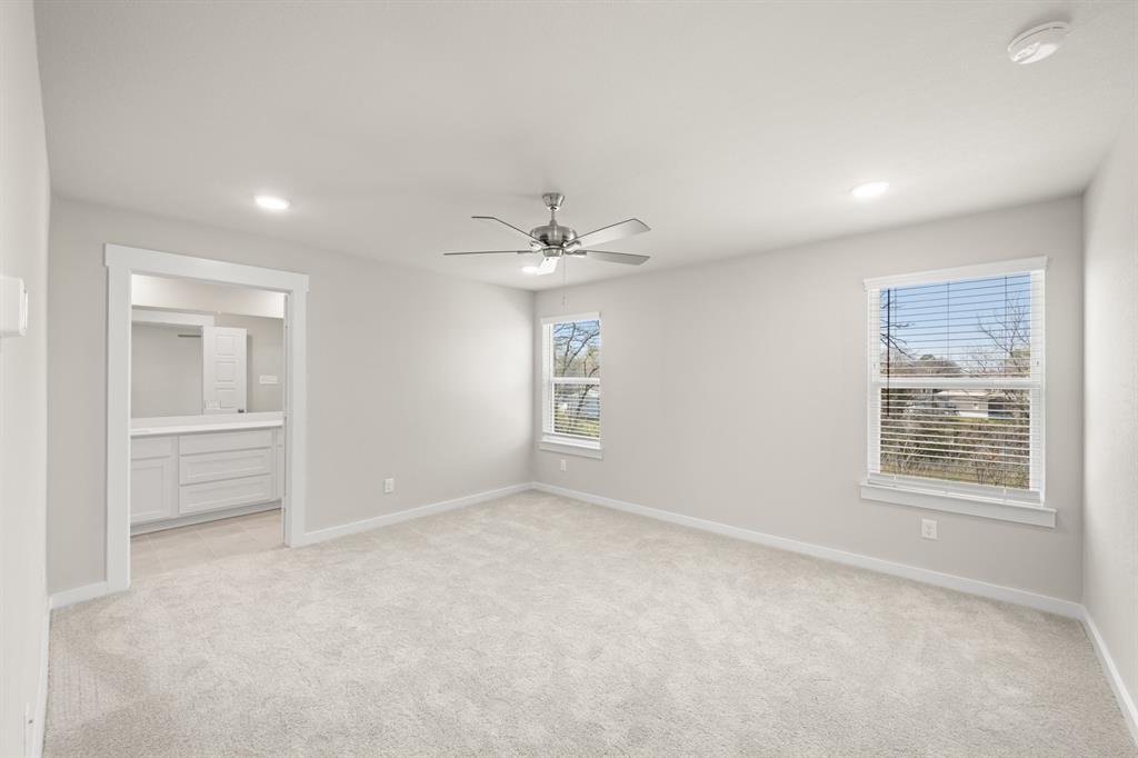 232 Wagon Spoke Way, Unit 17 Fort Worth, TX 76120 - Photo 21 of 26 232 Wagon Spoke- Primary Suite-1