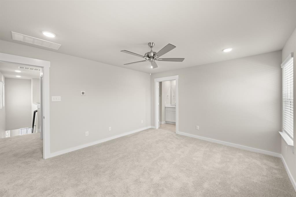 232 Wagon Spoke Way, Unit 17 Fort Worth, TX 76120 - Photo 22 of 26 232 Wagon Spoke- Primary Suite-2