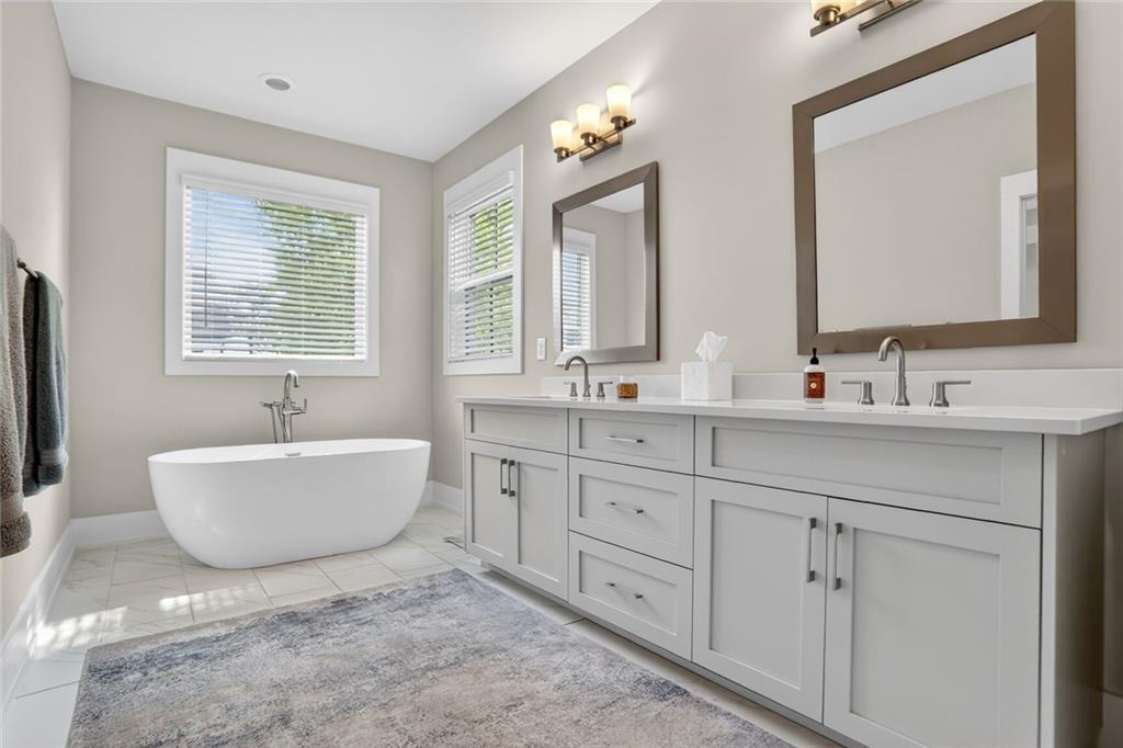 1307 Markham Road Atlanta, GA 30319 - Photo 14 of 23