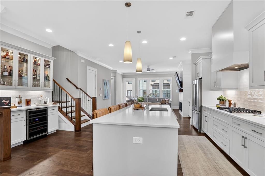 1307 Markham Road Atlanta, GA 30319 - Photo 6 of 23