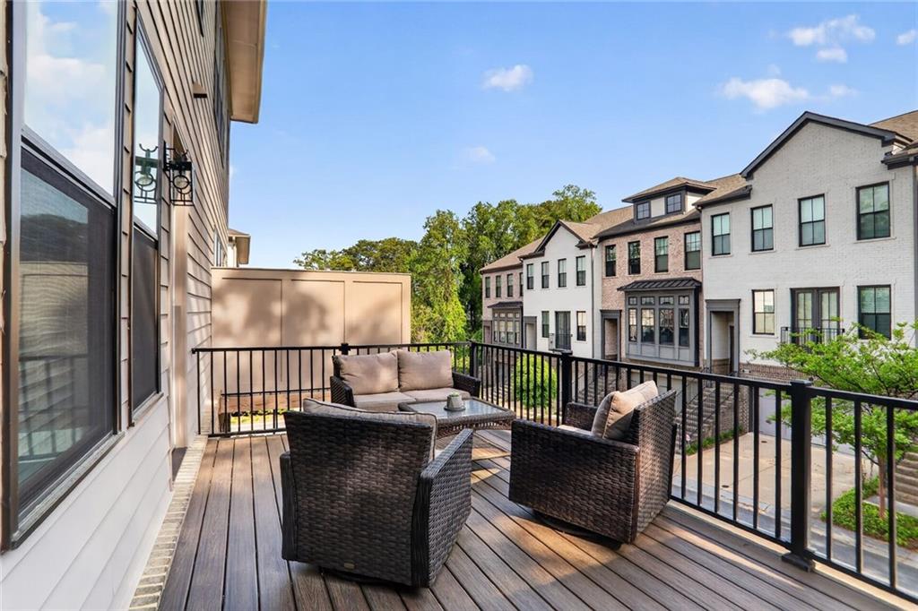 1307 Markham Road Atlanta, GA 30319 - Photo 9 of 23