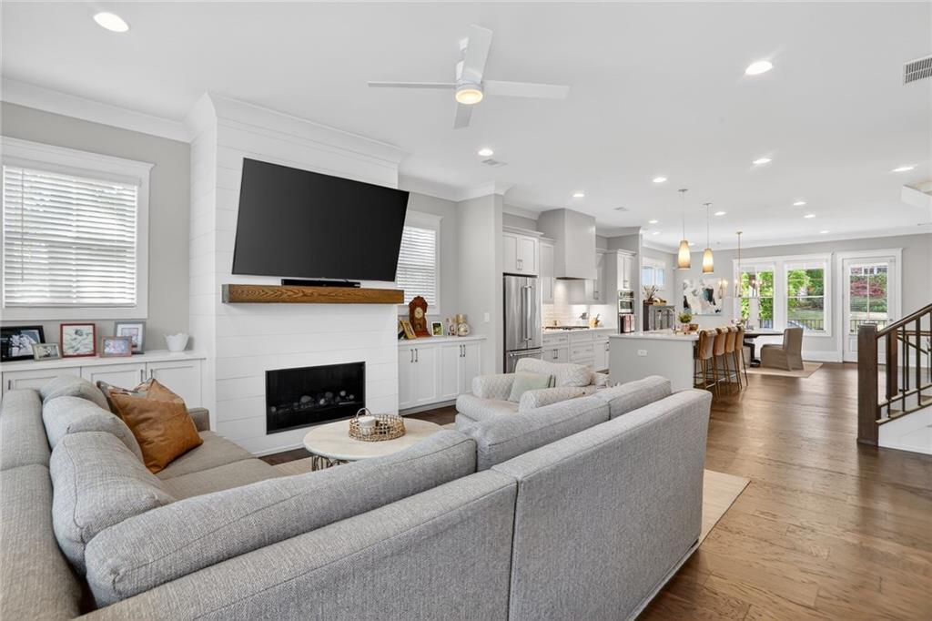 1307 Markham Road Atlanta, GA 30319 - Photo 10 of 23