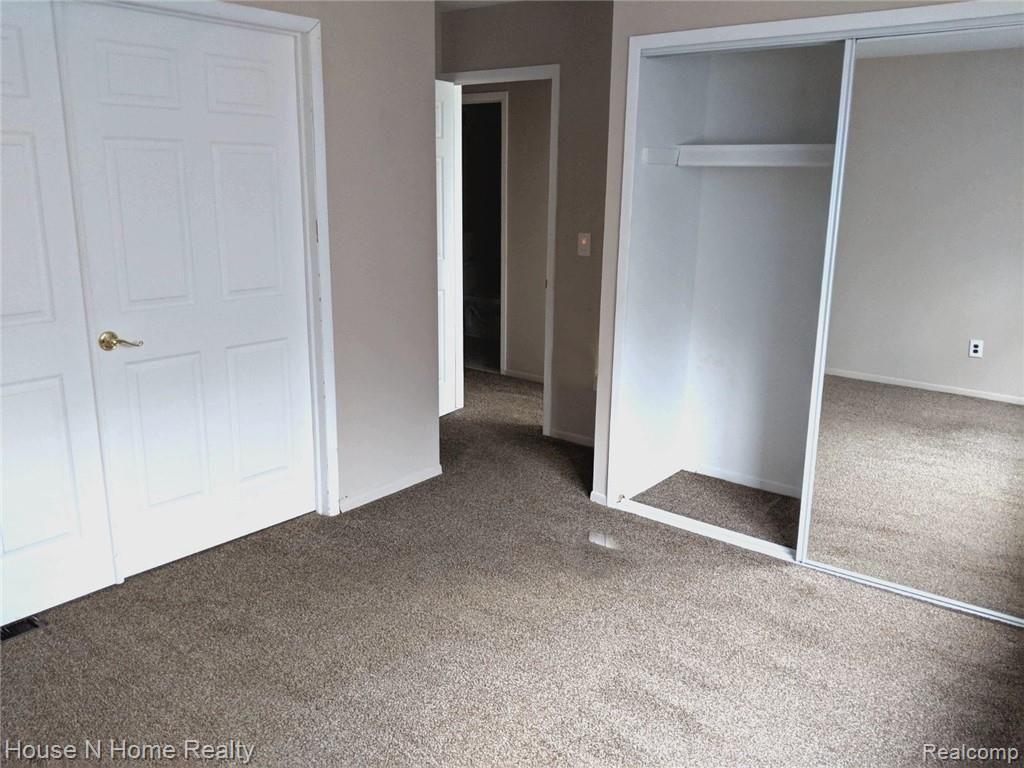 92 Manor Way Rochester Hills, MI 48309 - Photo 17 of 35